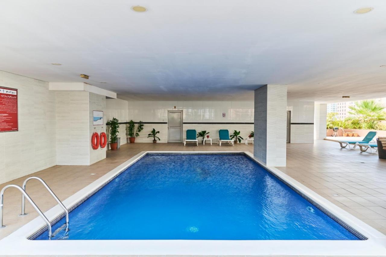 Afaq Tower Apartment Манама Екстериор снимка